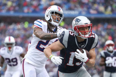 Chris Hogan #15 och Stephon Gilmore #24 är två f.d Buffalo Bills - spelare som förstärkt Patriots. Foto av: Tom Szczerbowski/Getty Images.